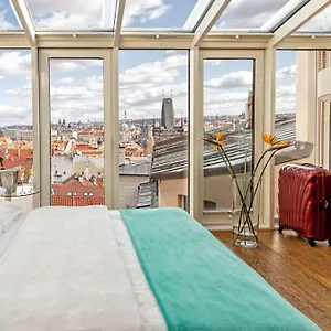Malostranska 4* Прага